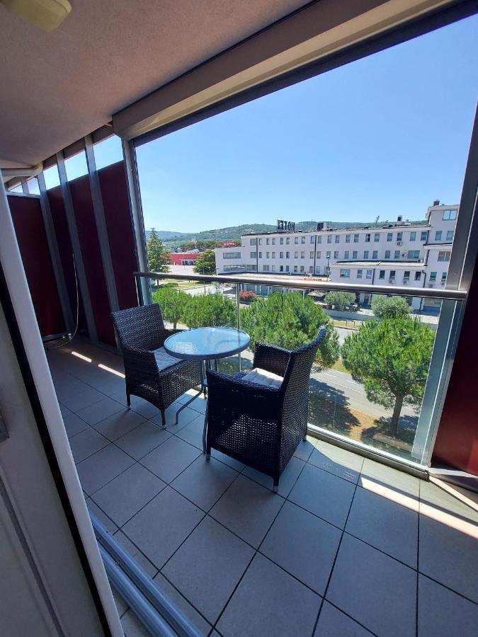 Apartment Hanna Копер Екстериор снимка