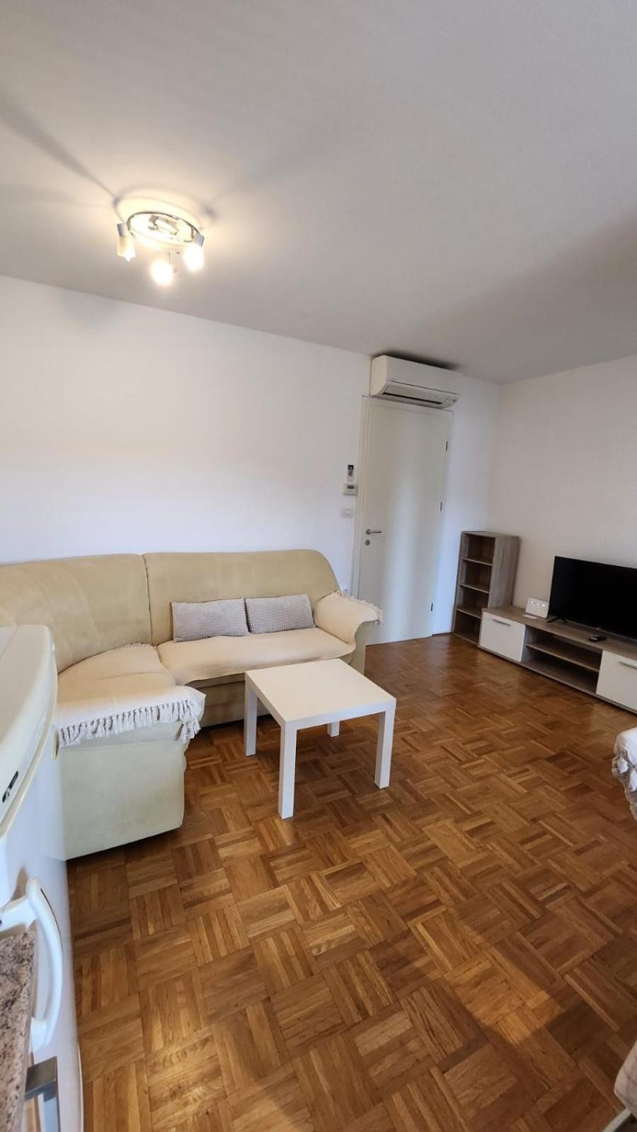 Apartment Hanna Копер Екстериор снимка
