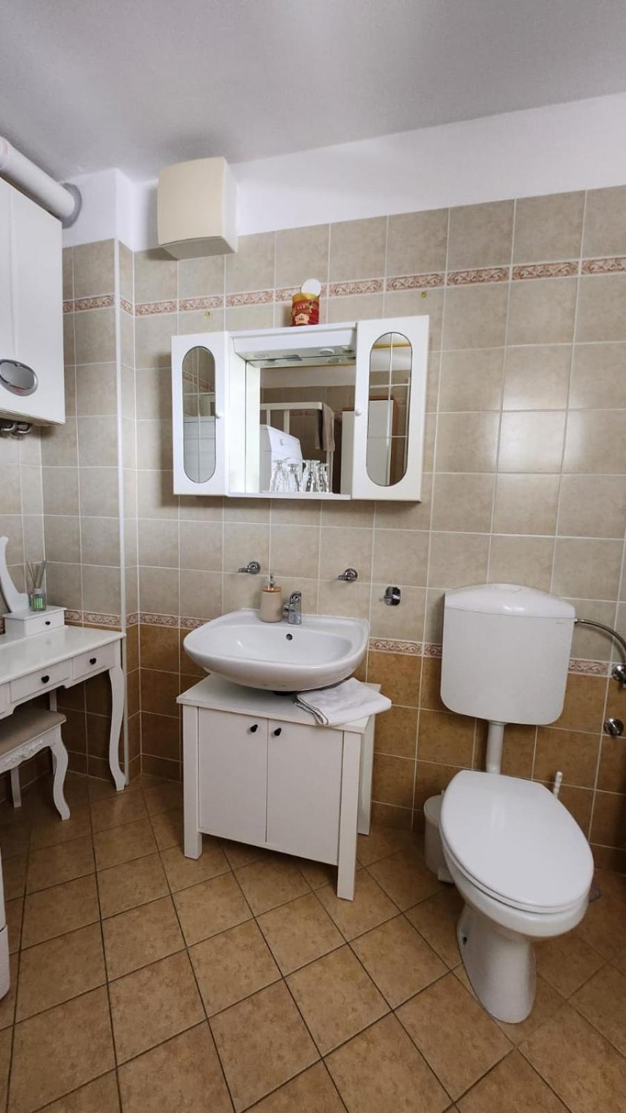 Apartment Hanna Копер Екстериор снимка